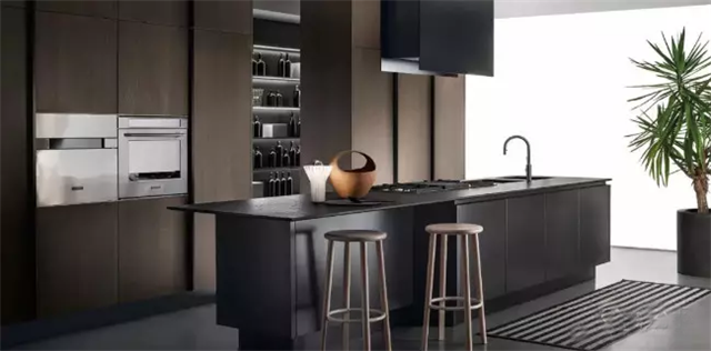 Grigio, nero e marrone di alto livello con texture avanzata: il piano di lavoro ha bisogno di questo stile